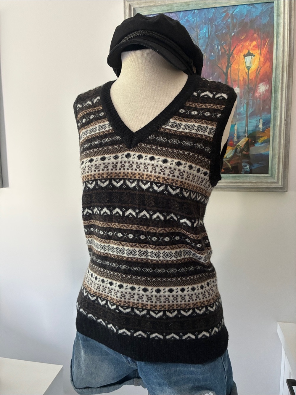 Vintage V-Neck Sweater vest Medium